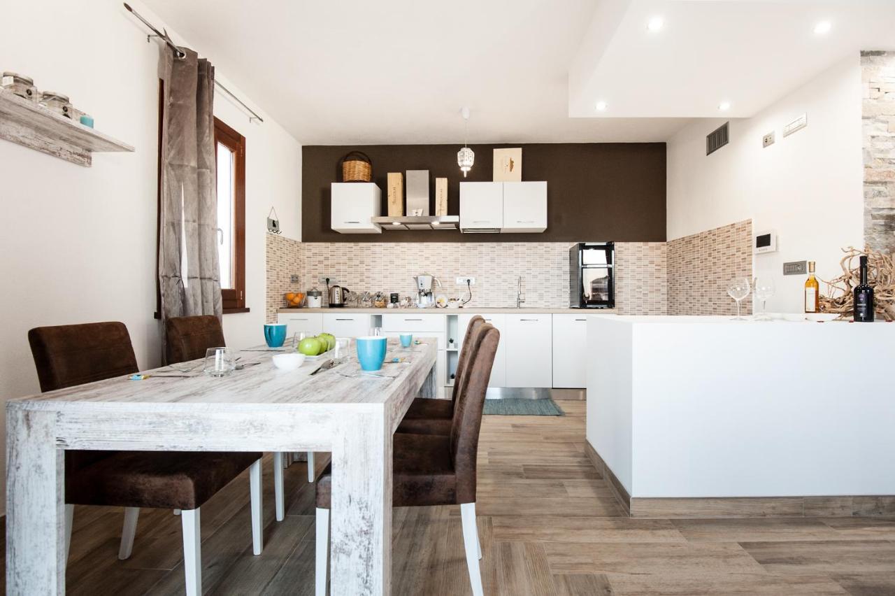 Bed and Breakfast Ricocco Кастельсардо Екстер'єр фото