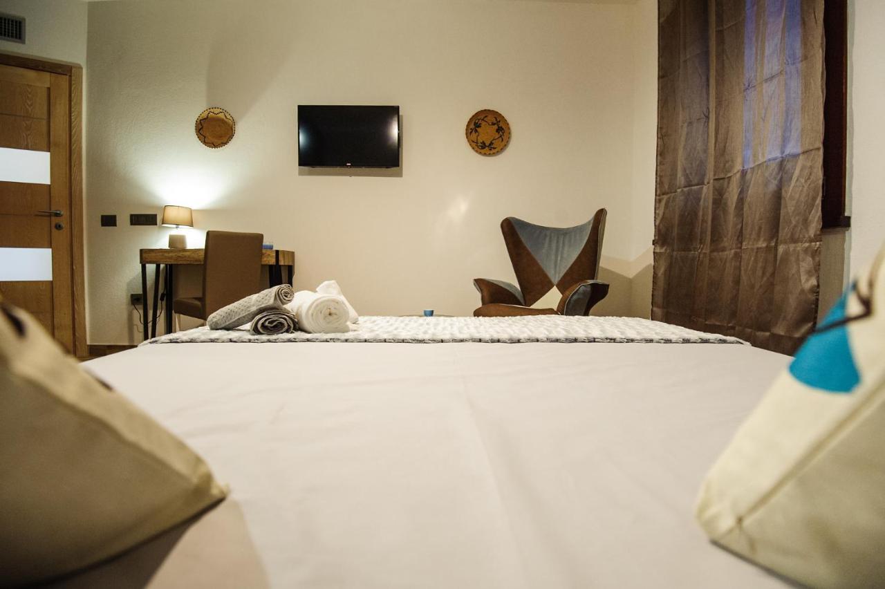 Bed and Breakfast Ricocco Кастельсардо Екстер'єр фото